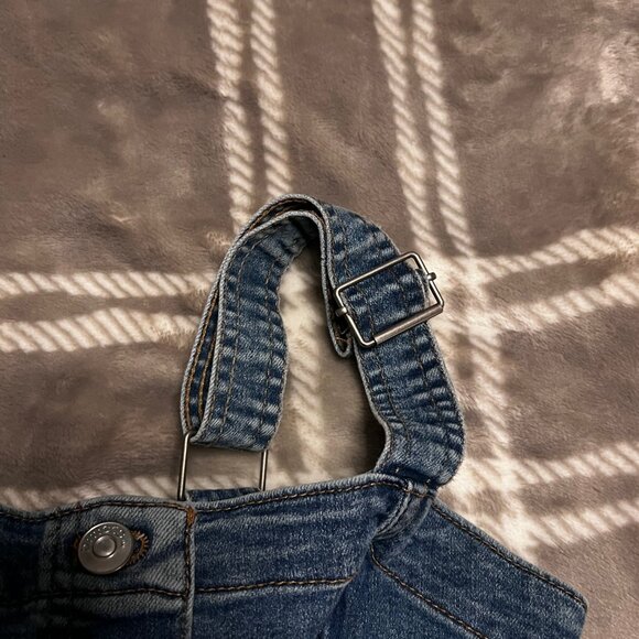 Denim Button-Front Dress w/ Adjustable Straps – Casual & Cute ✨ - Picture 4 of 7